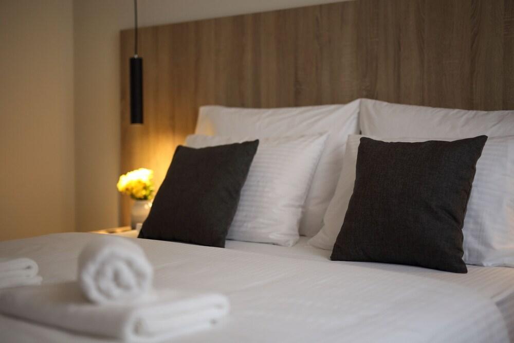 Aparthotel Hestia - Romvis 9